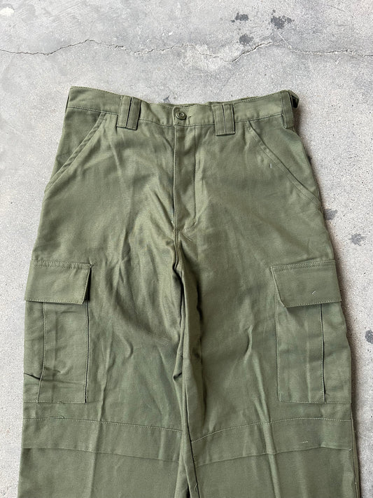 OLIVE GREEN CAMO CARGO PANTS