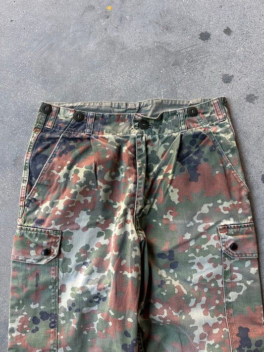 00s GERMAN ARMY SHORTS (FLECKTARN CAMO)