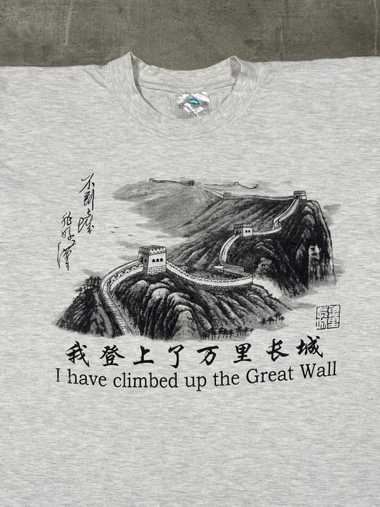 EARLY 2000s "GREAT WALL OF CHINA" SOUVENIR TEE