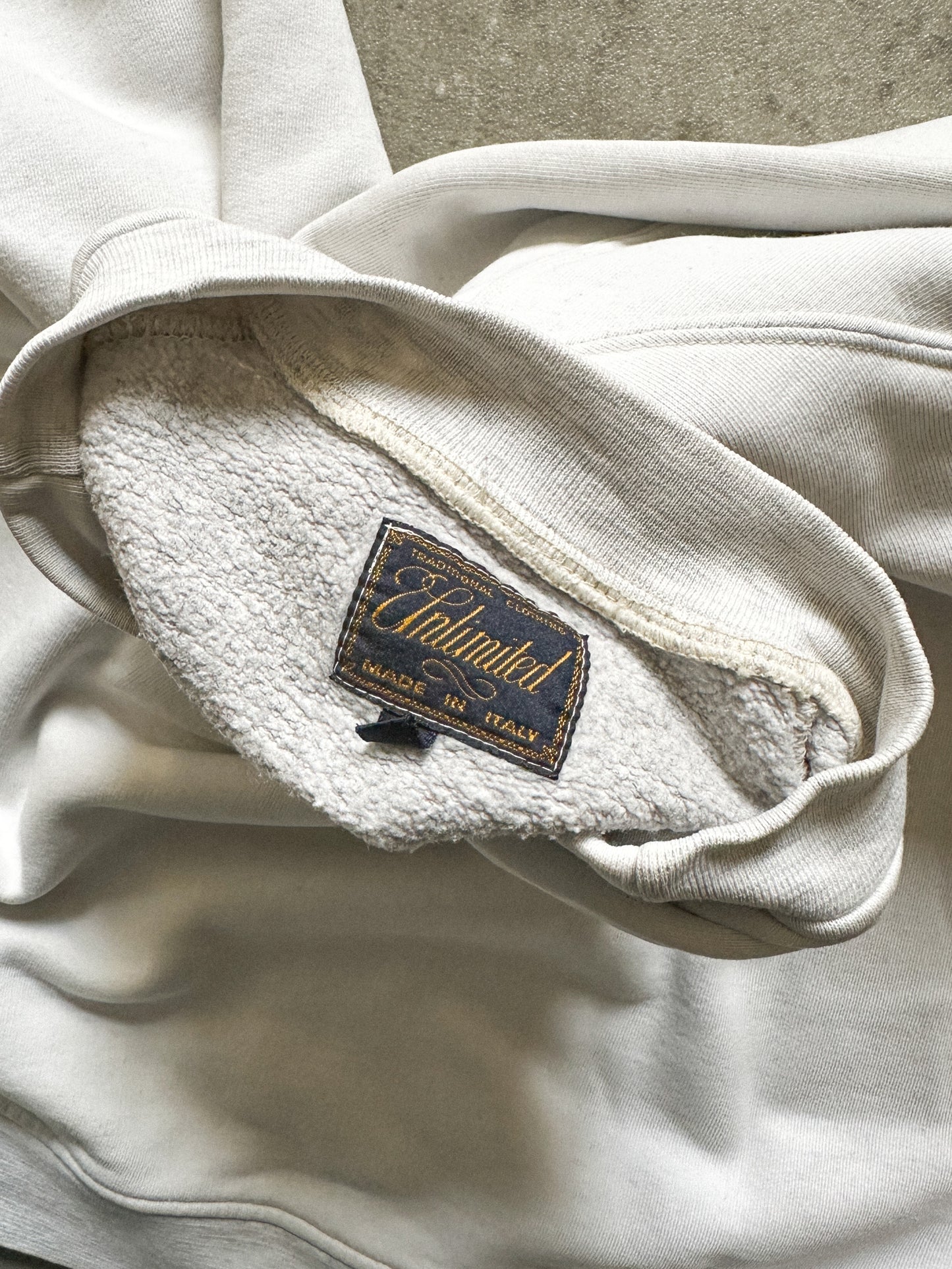 1990's UNLIMITED BIG NECK LOGO CREWNECK