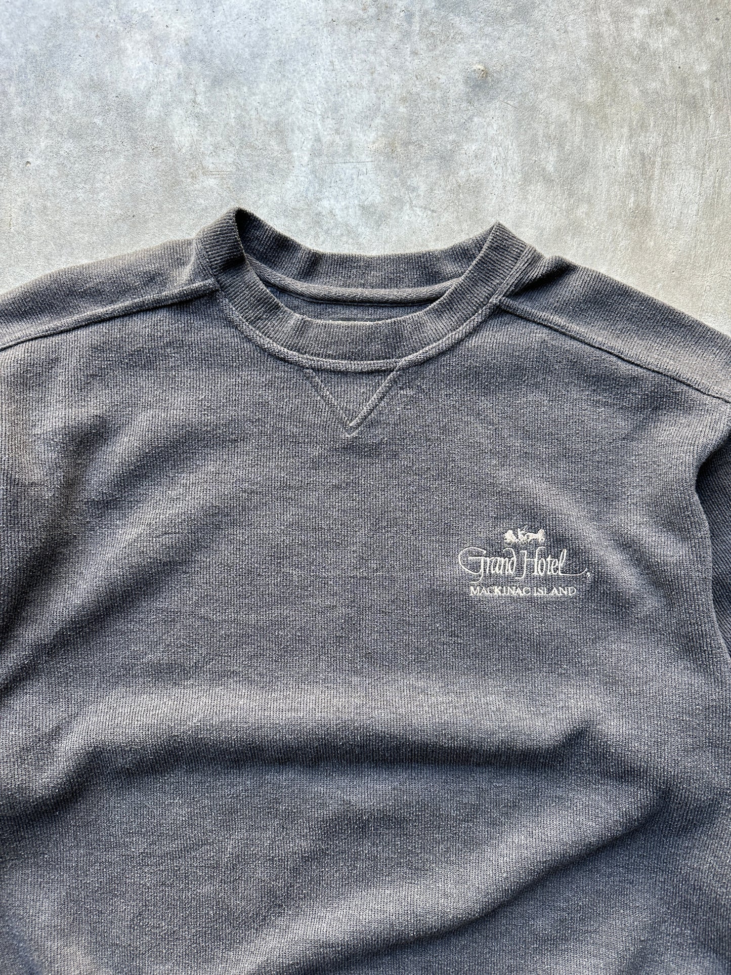 2000's MACKINAC ISLAND CREWNECK