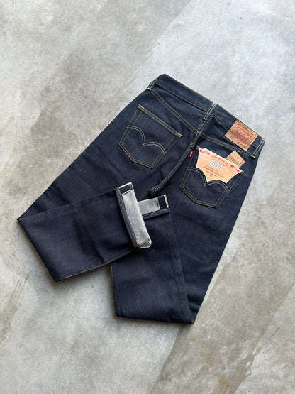 LEVIS 501 SELVEDGE RAW DENIM (DEADSTOCK)