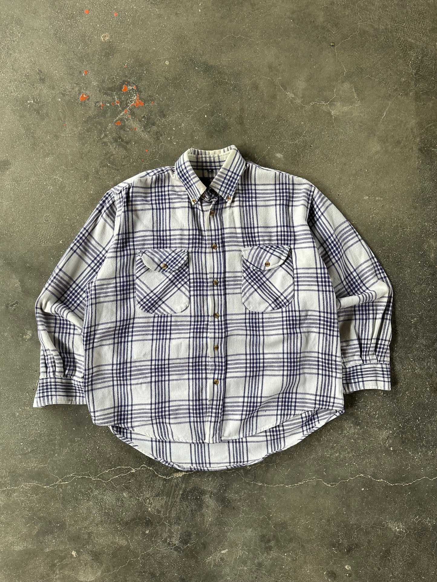 VINTAGE 1990s OVER-TREND SHIRT