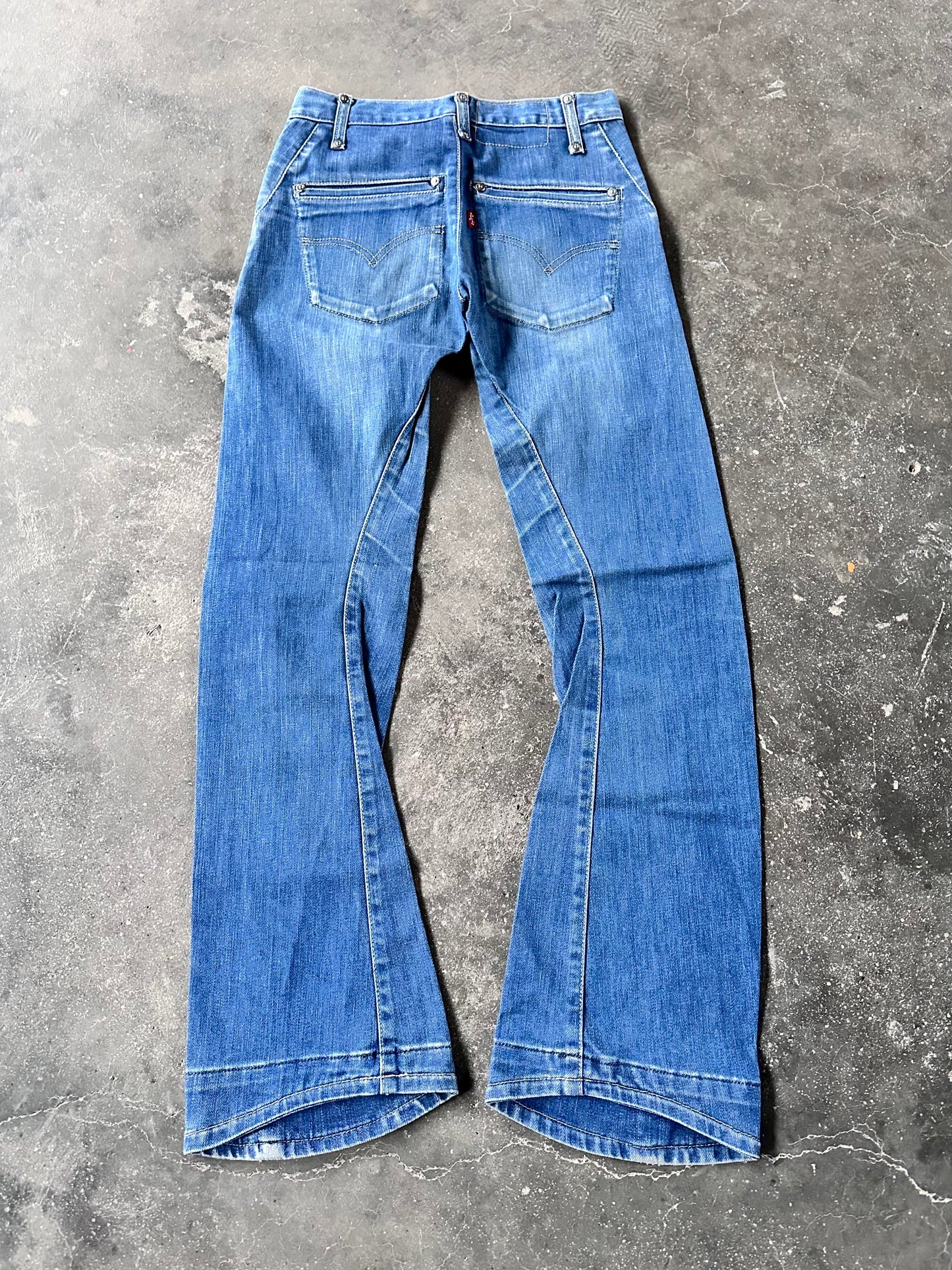 LEVIS ENGINEERED DENIM 26x32