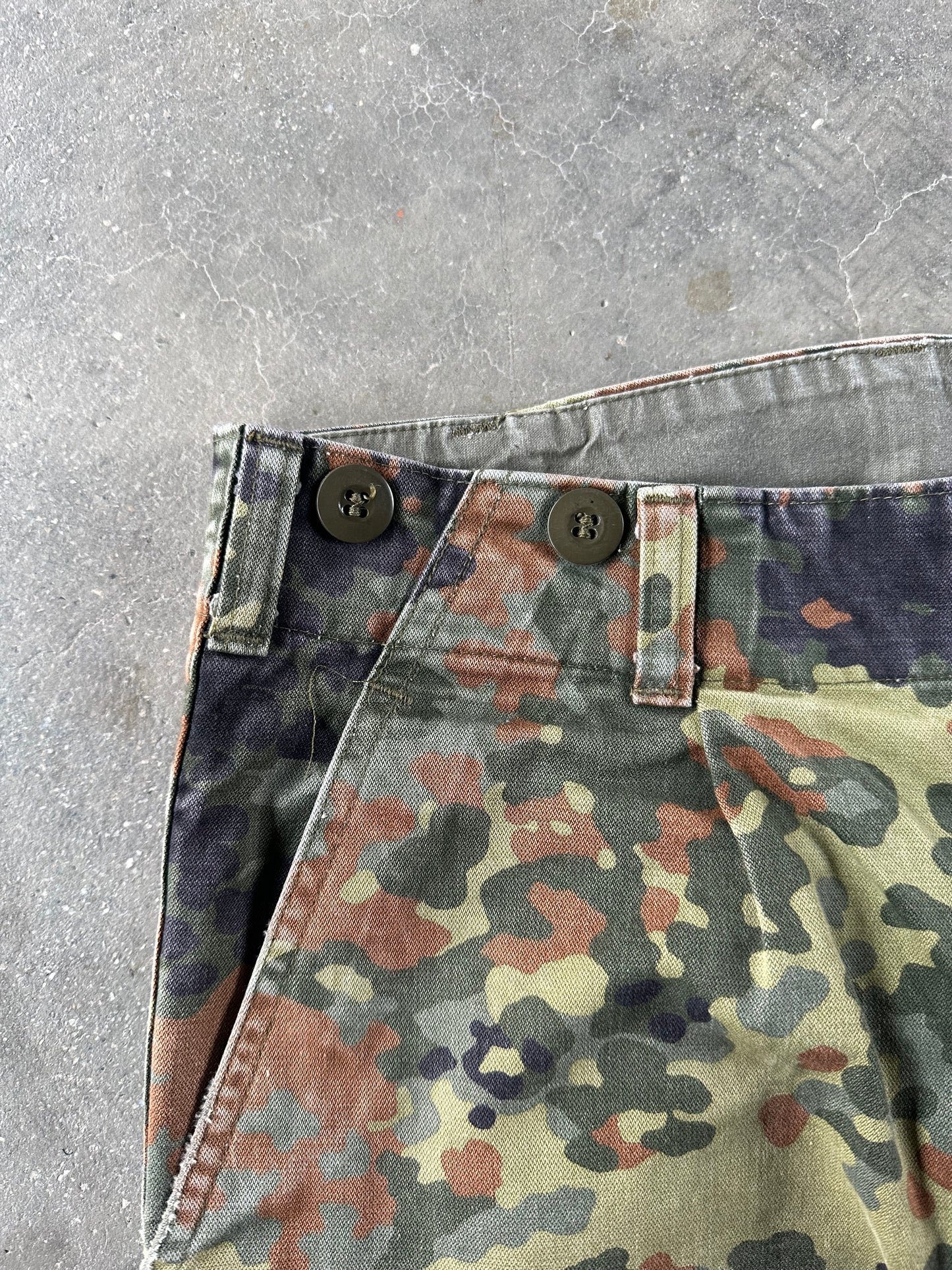 2001 GERMAN ARMY PANTS (FLECKTARN CAMO)