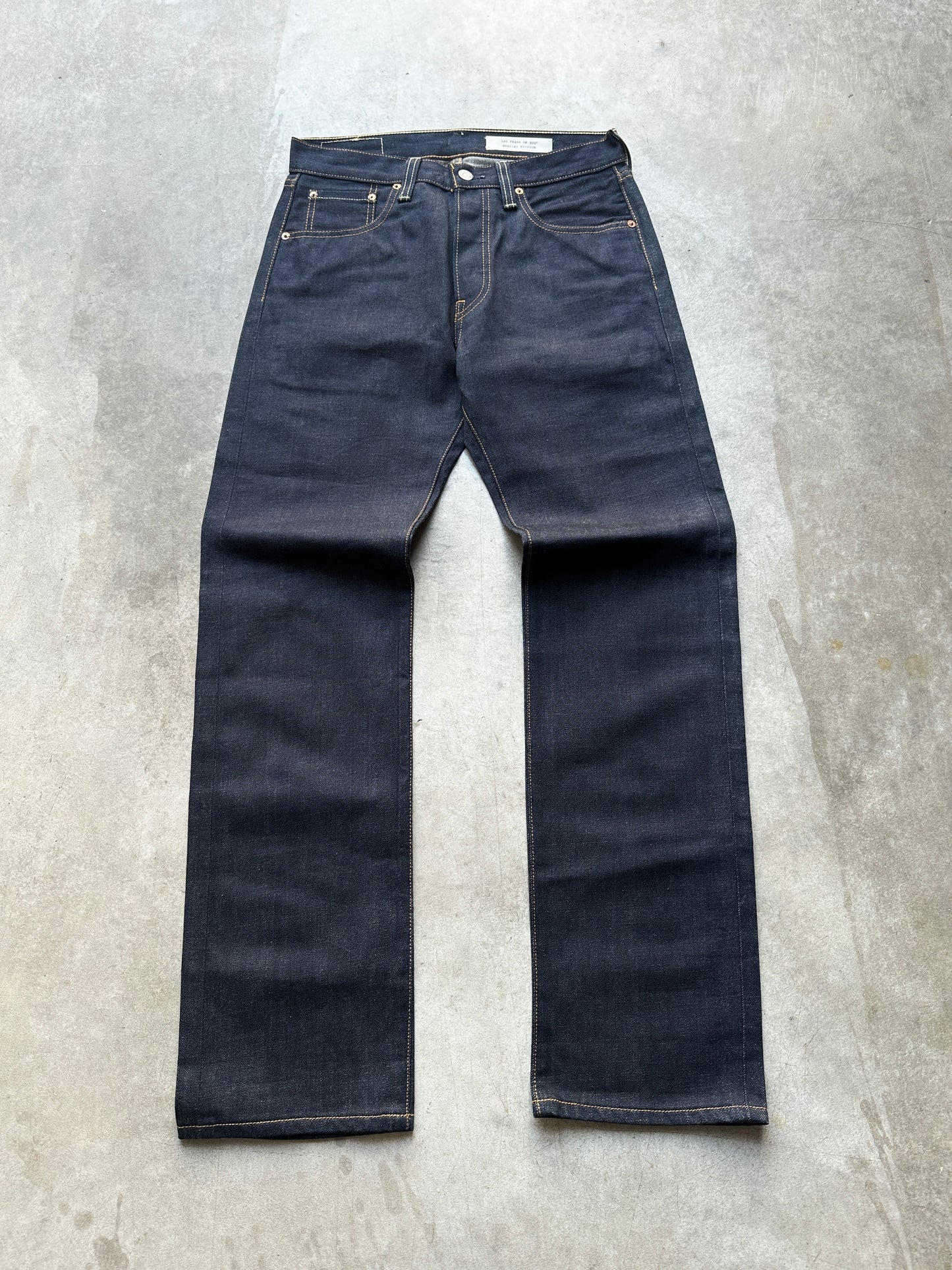 LEVIS 501 SELVEDGE RAW DENIM (DEADSTOCK)