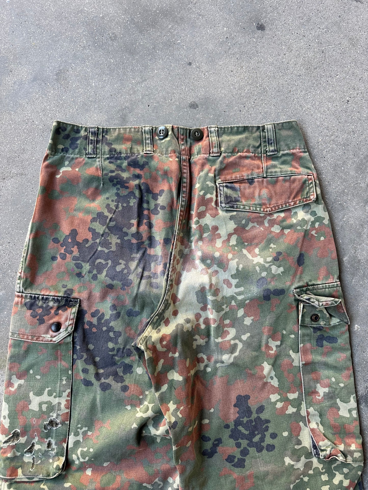 00s GERMAN ARMY SHORTS (FLECKTARN CAMO)