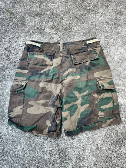 VINTAGE ARMY CAMO SHORTS