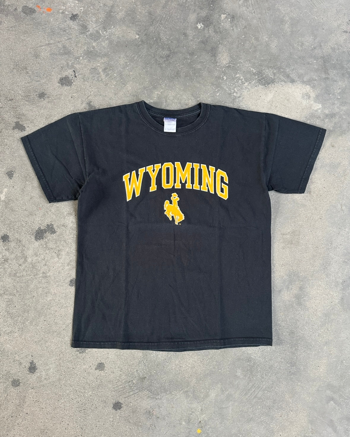 EARLY 2000s WYOMING NAVY TEE
