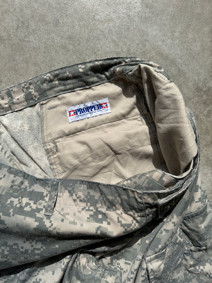 U.S. ARMY DIGITAL CAMO CARGO PANTS