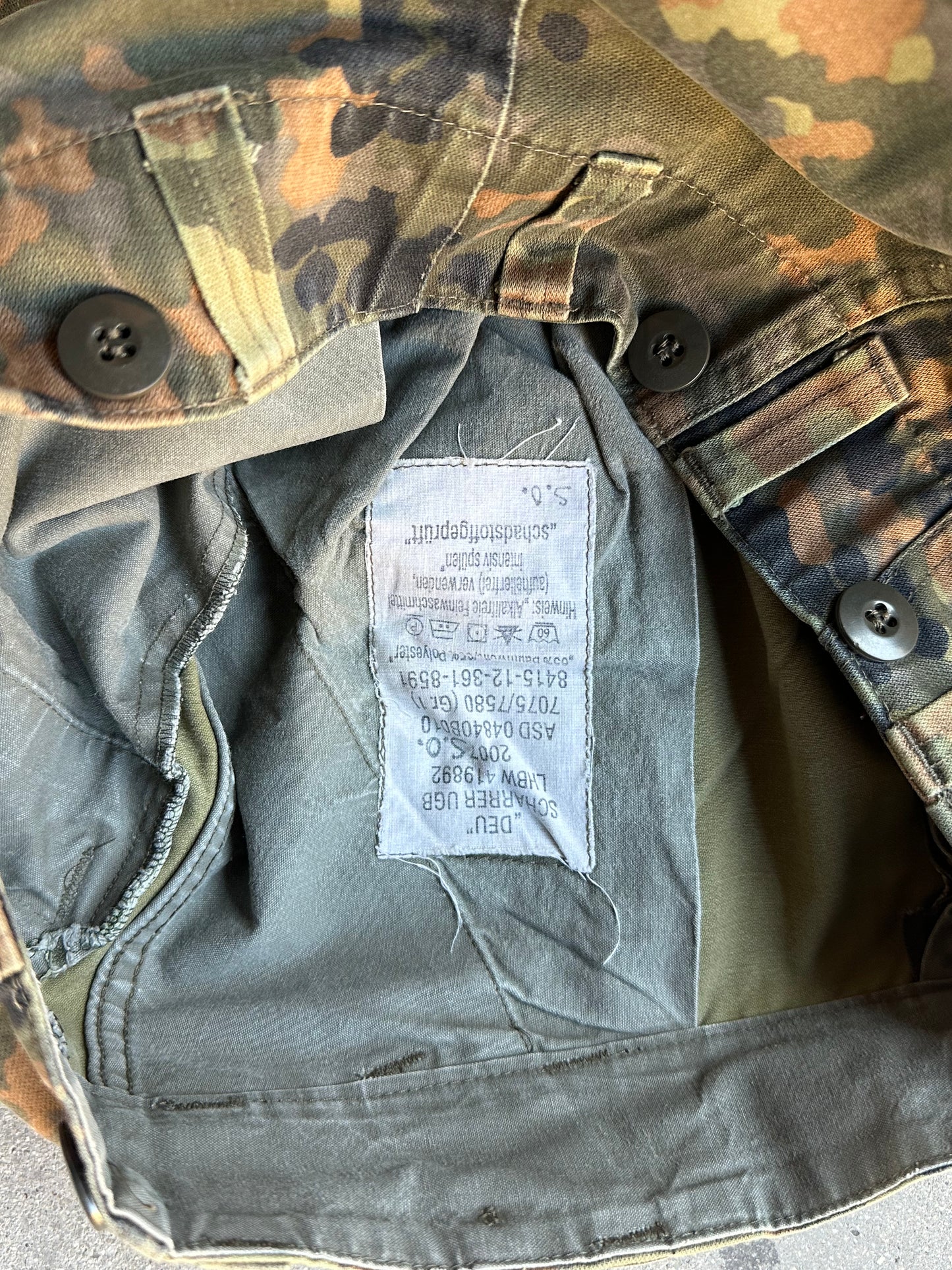 2000s GERMAN ARMY SHORTS (FLECKTARN CAMO)