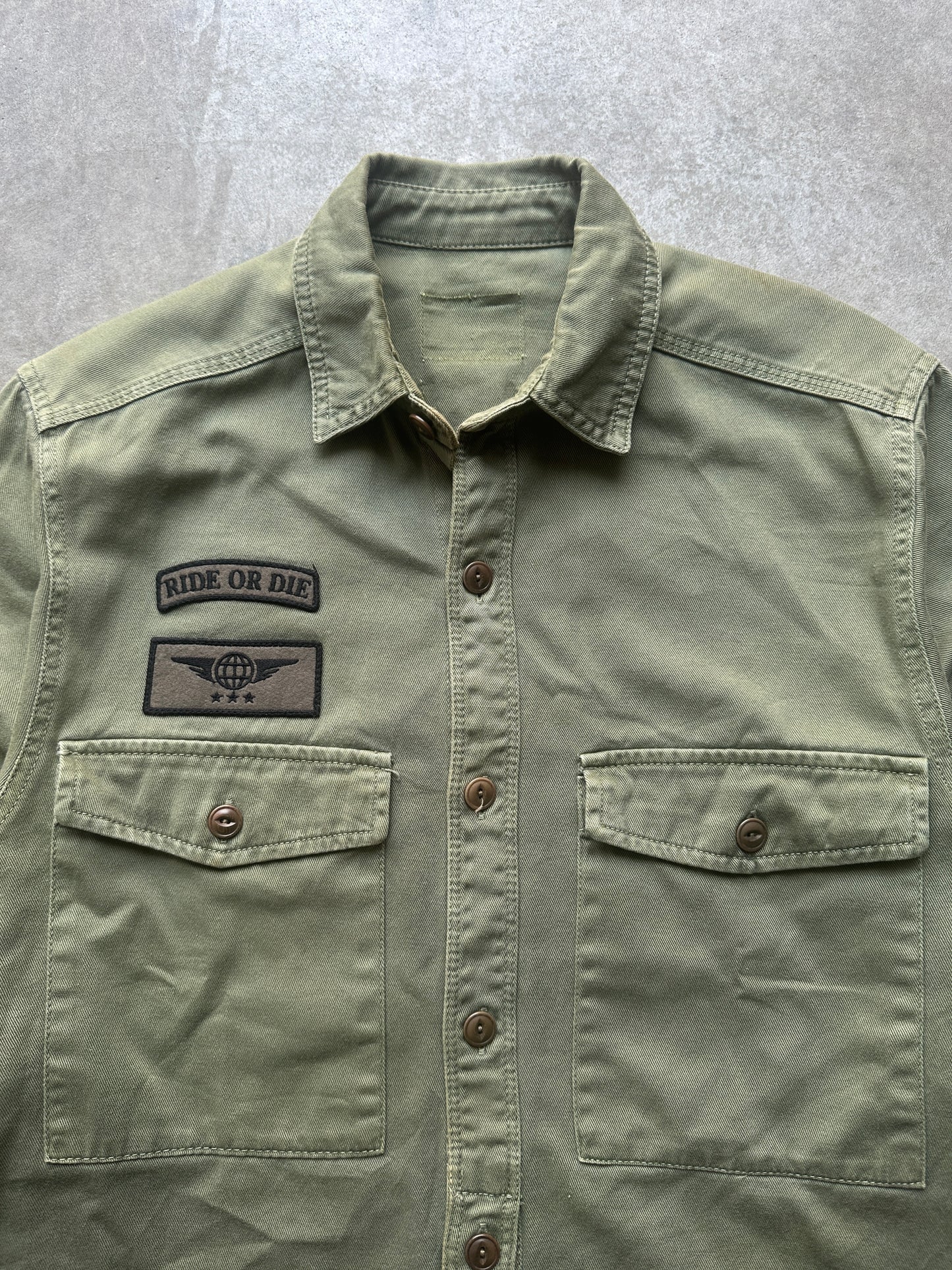 VINTAGE GREEN ARMY STYLE SHIRT