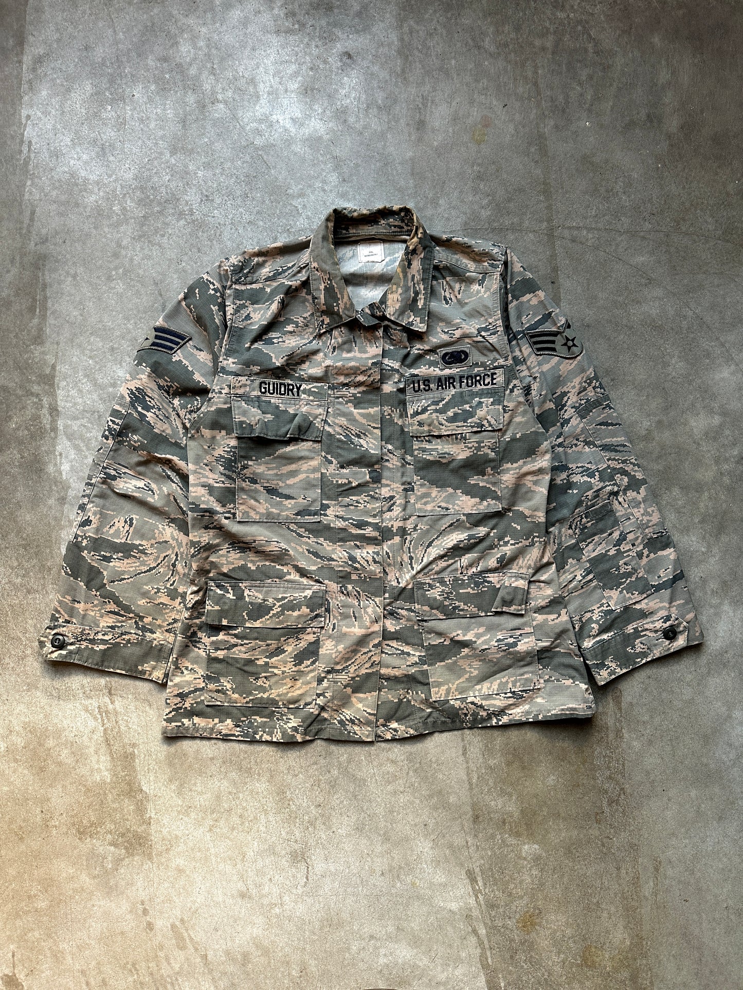 U.S. AIR FORCE (USAF) CAMO SHIRT