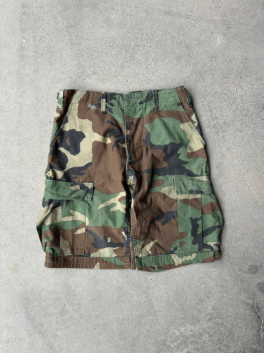 1990's U.S. ARMY WOODLAND CARGO SHORTS