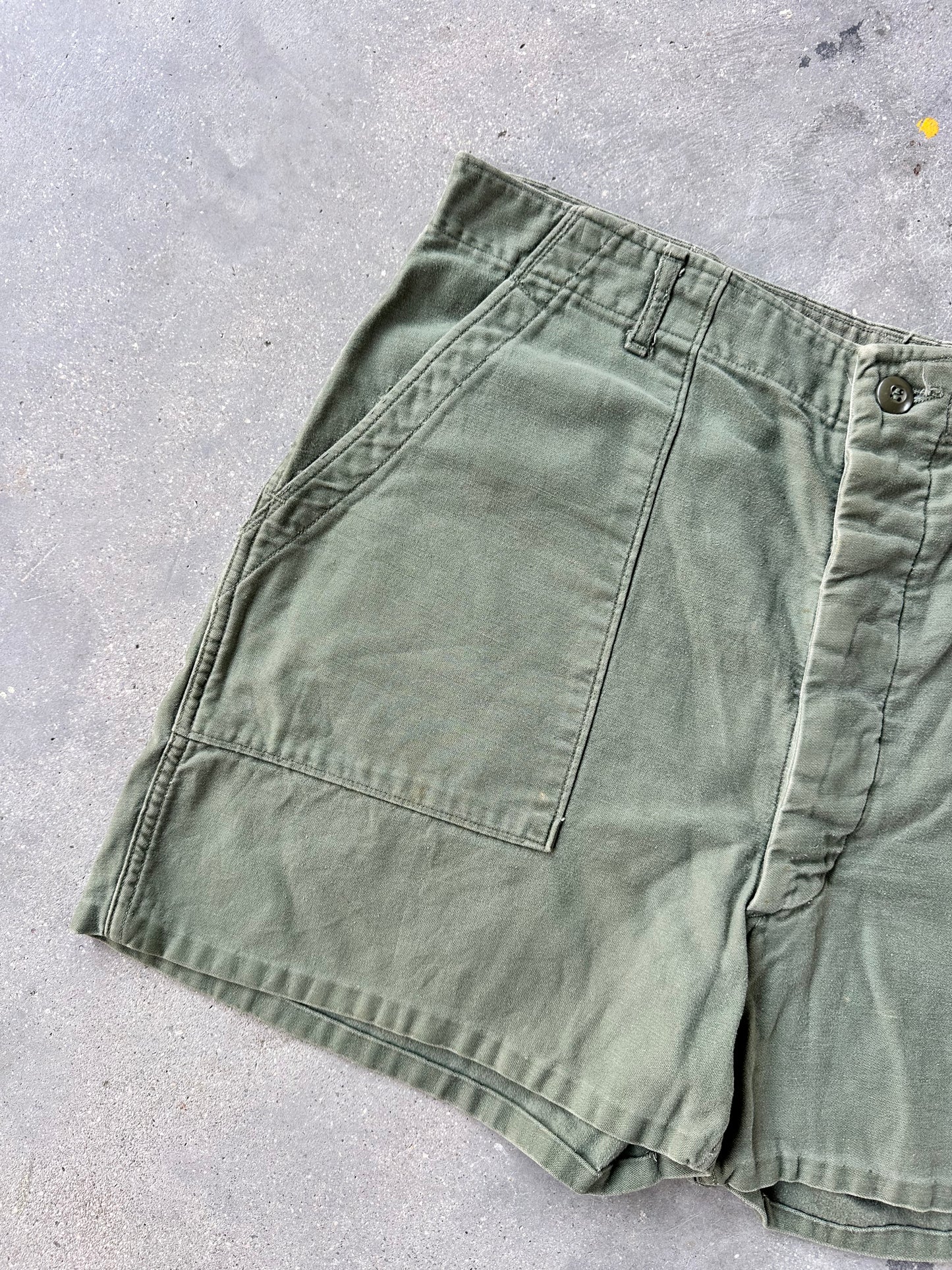 1970s US ARMY OG 107 TYPE 1 SHORTS