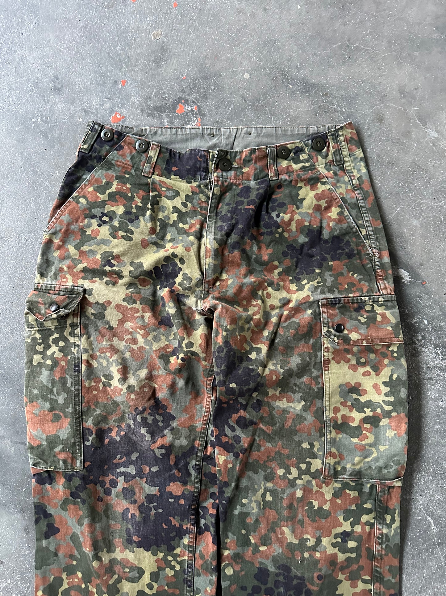 2001 GERMAN ARMY CAMO PANTS