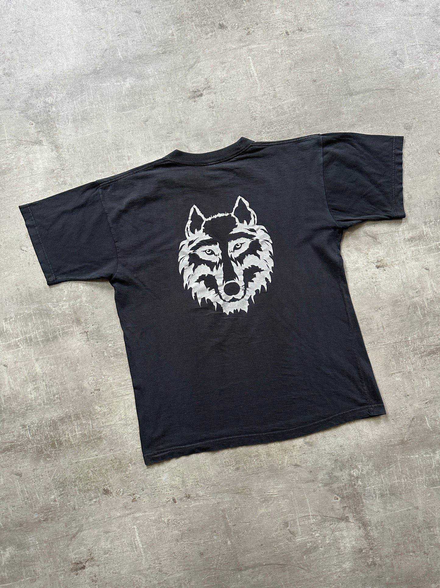 EARLY 2000's WOLF BIKERS BIG NECK TEE