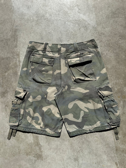 VINTAGE AEROPOSTALE CAMO SHORTS