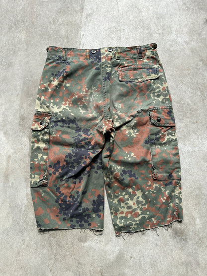 2001s GERMAN ARMY CAMO SHORTS