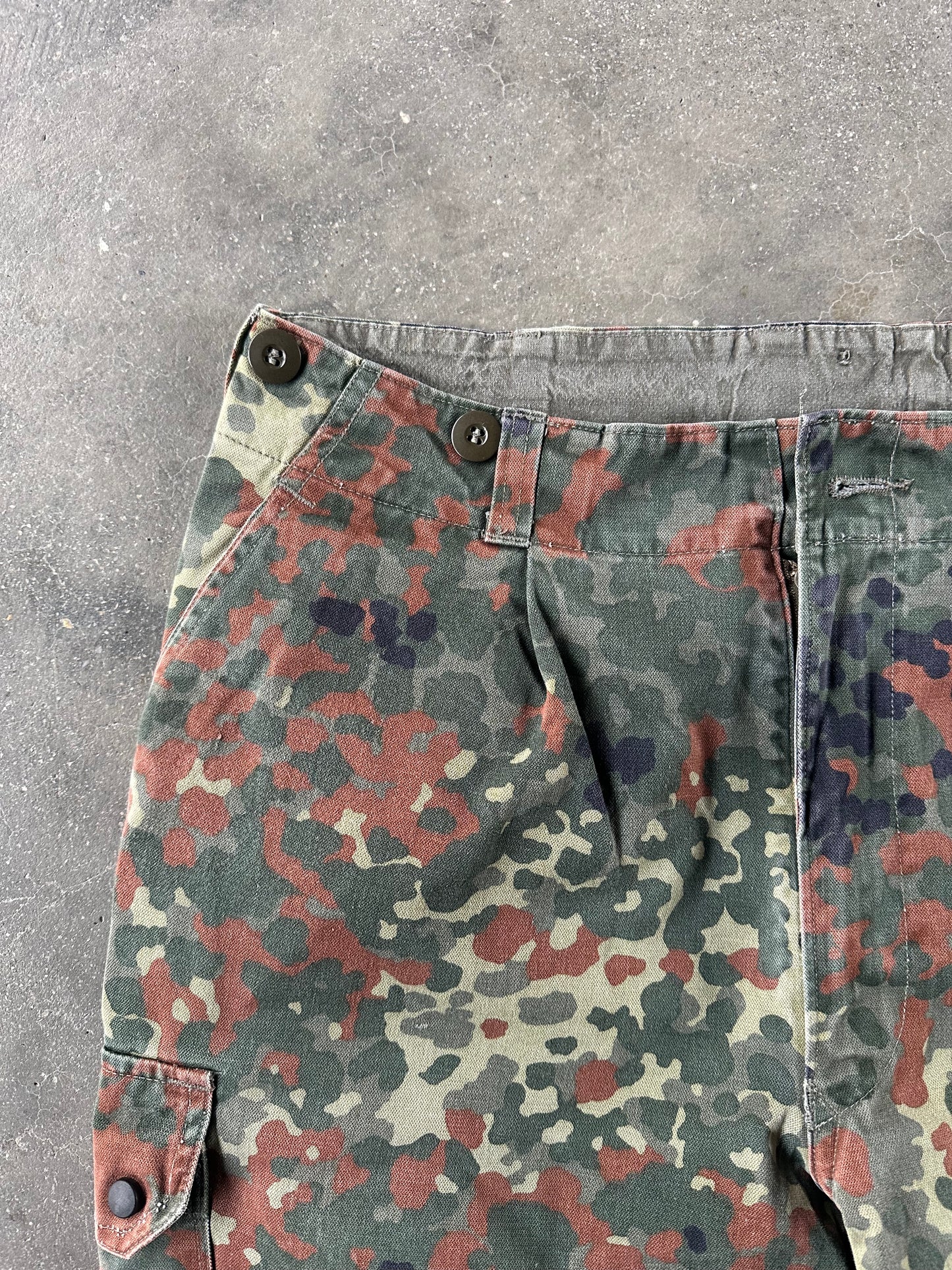 1999 GERMAN ARMY PANTS (FLECKTARN CAMO)