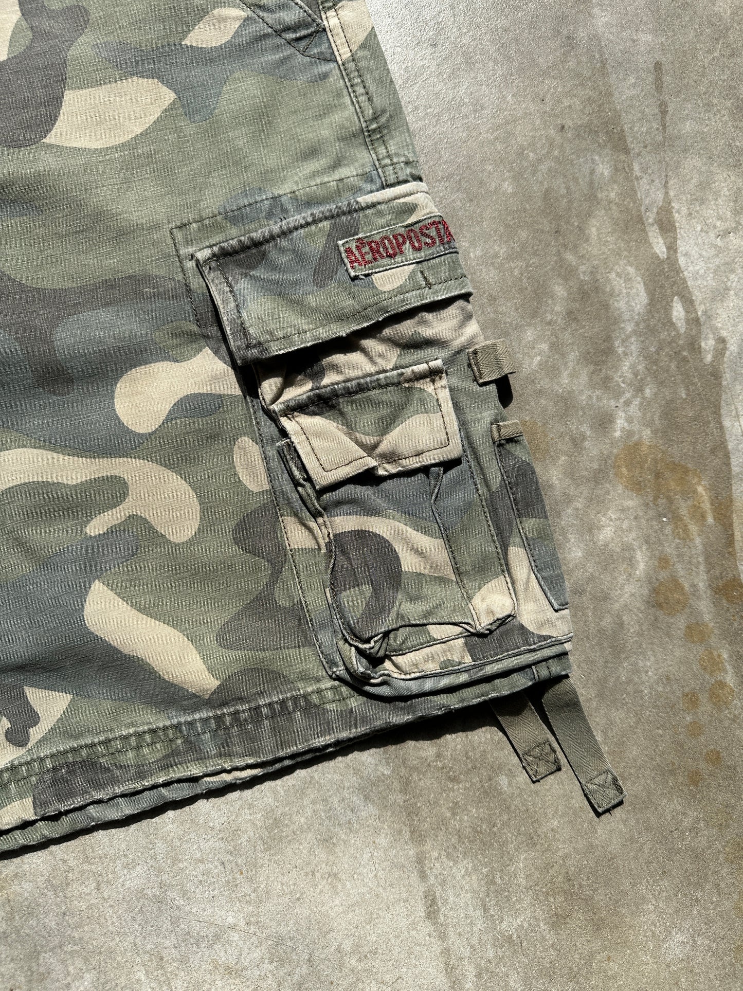 VINTAGE AEROPOSTALE CAMO SHORTS