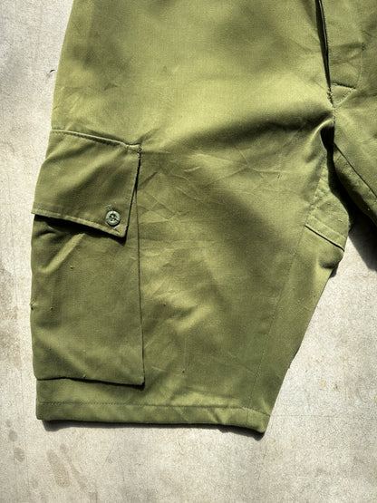 VINTAGE GREEN CAMO SHORTS