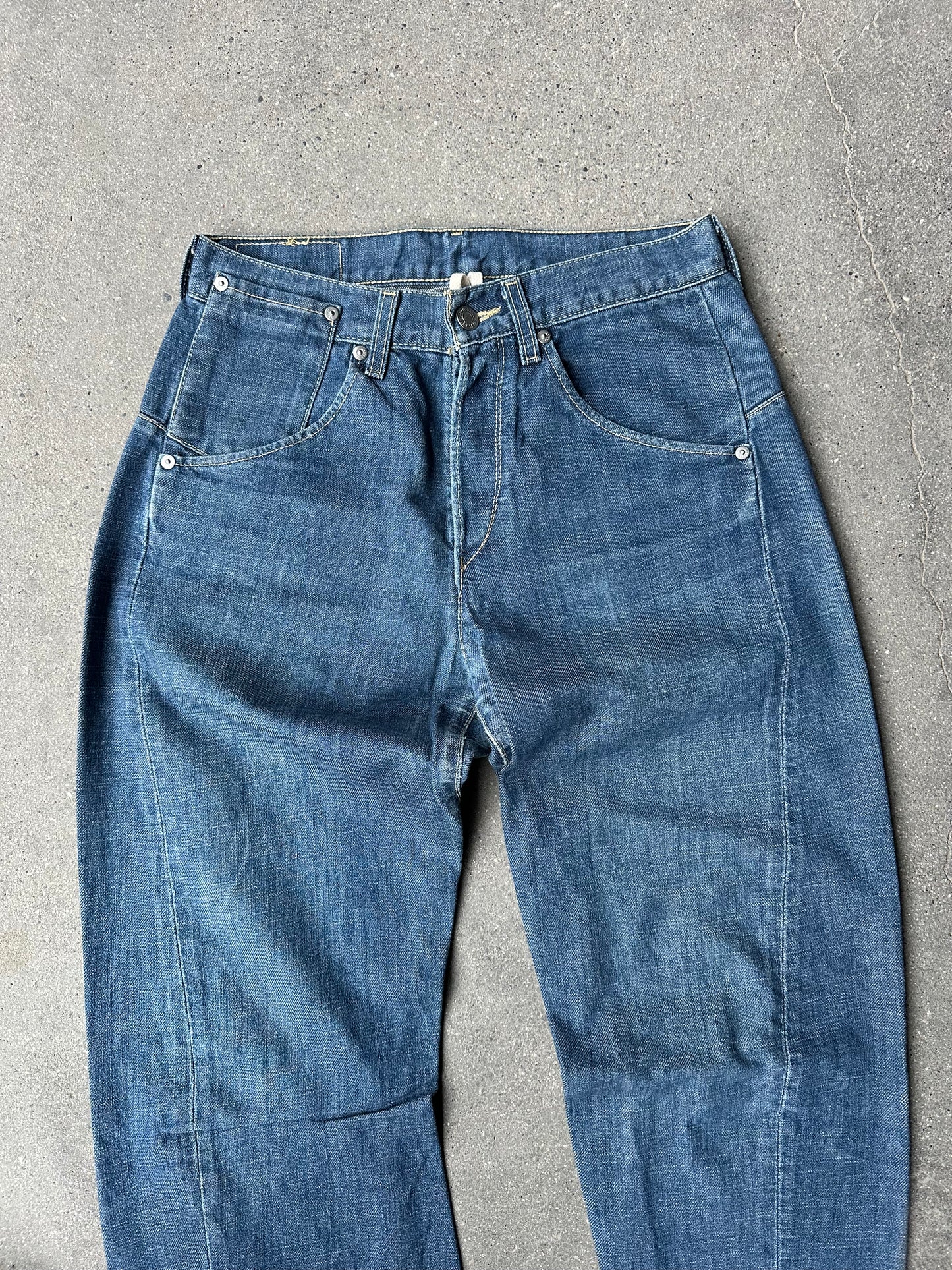 LEVIS ENGINEERED DENIM 28x32