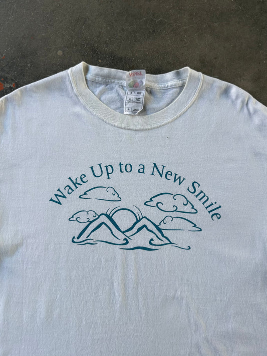 1990s WAKE UP TO A NEW SMILE TEE