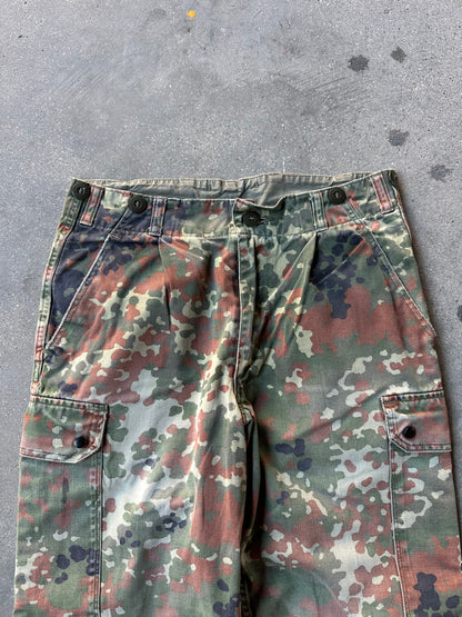 00s GERMAN ARMY SHORTS (FLECKTARN CAMO)