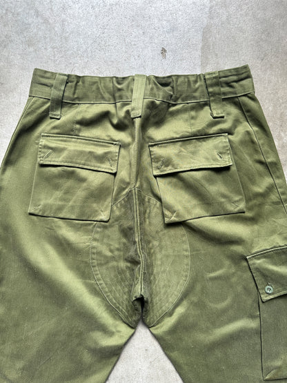 VINTAGE GREEN CAMO SHORTS