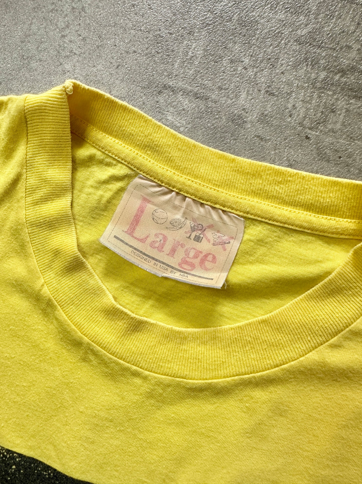 2000s LOS ANGELES LAKERS TEE