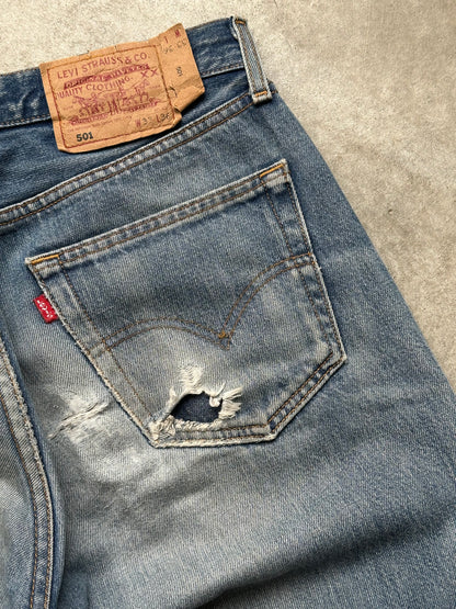 LEVIS 501 DISTRESSED DENIM 33/36