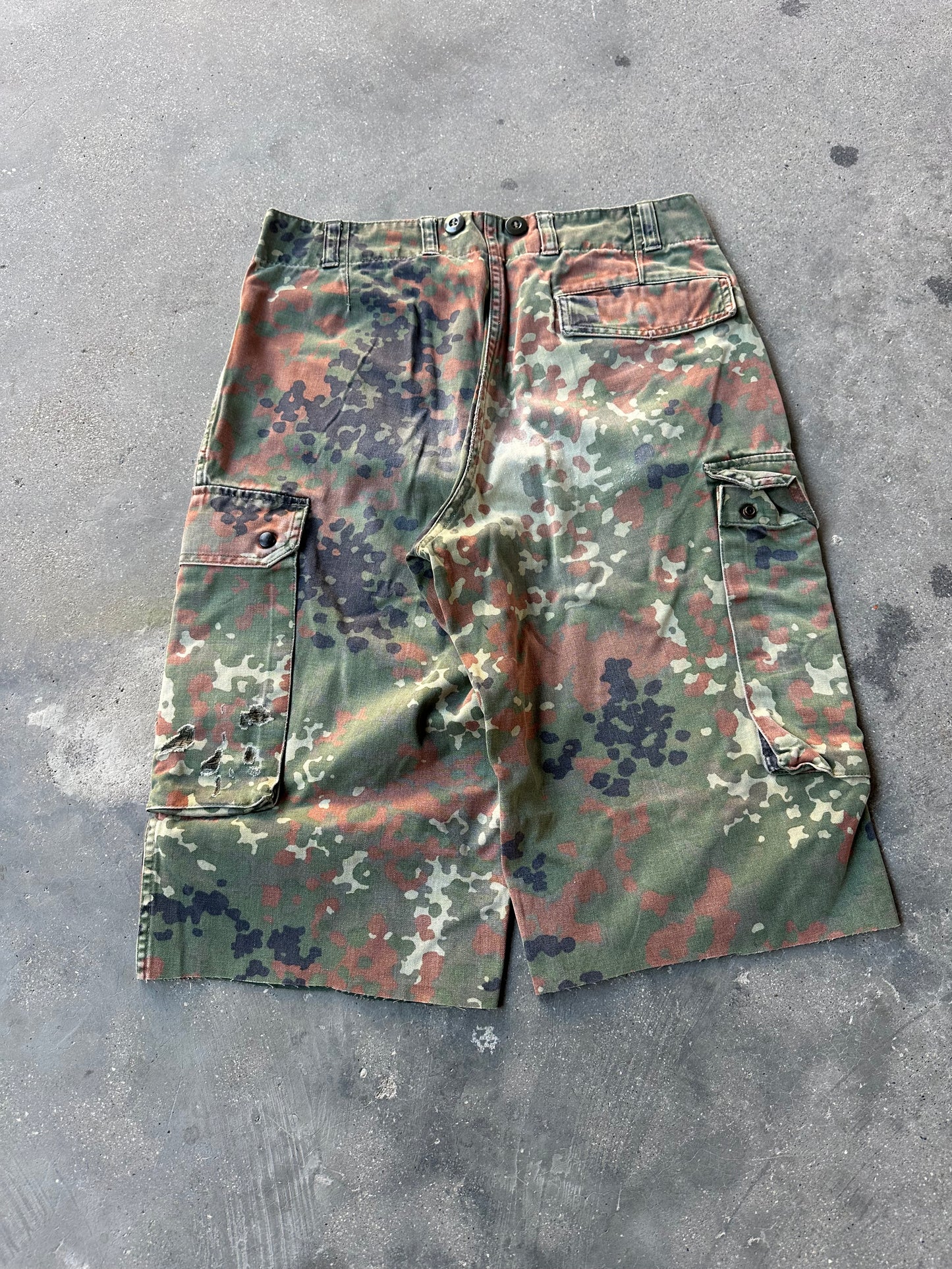 00s GERMAN ARMY SHORTS (FLECKTARN CAMO)