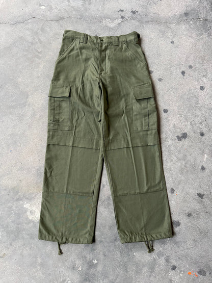 OLIVE GREEN CAMO CARGO PANTS