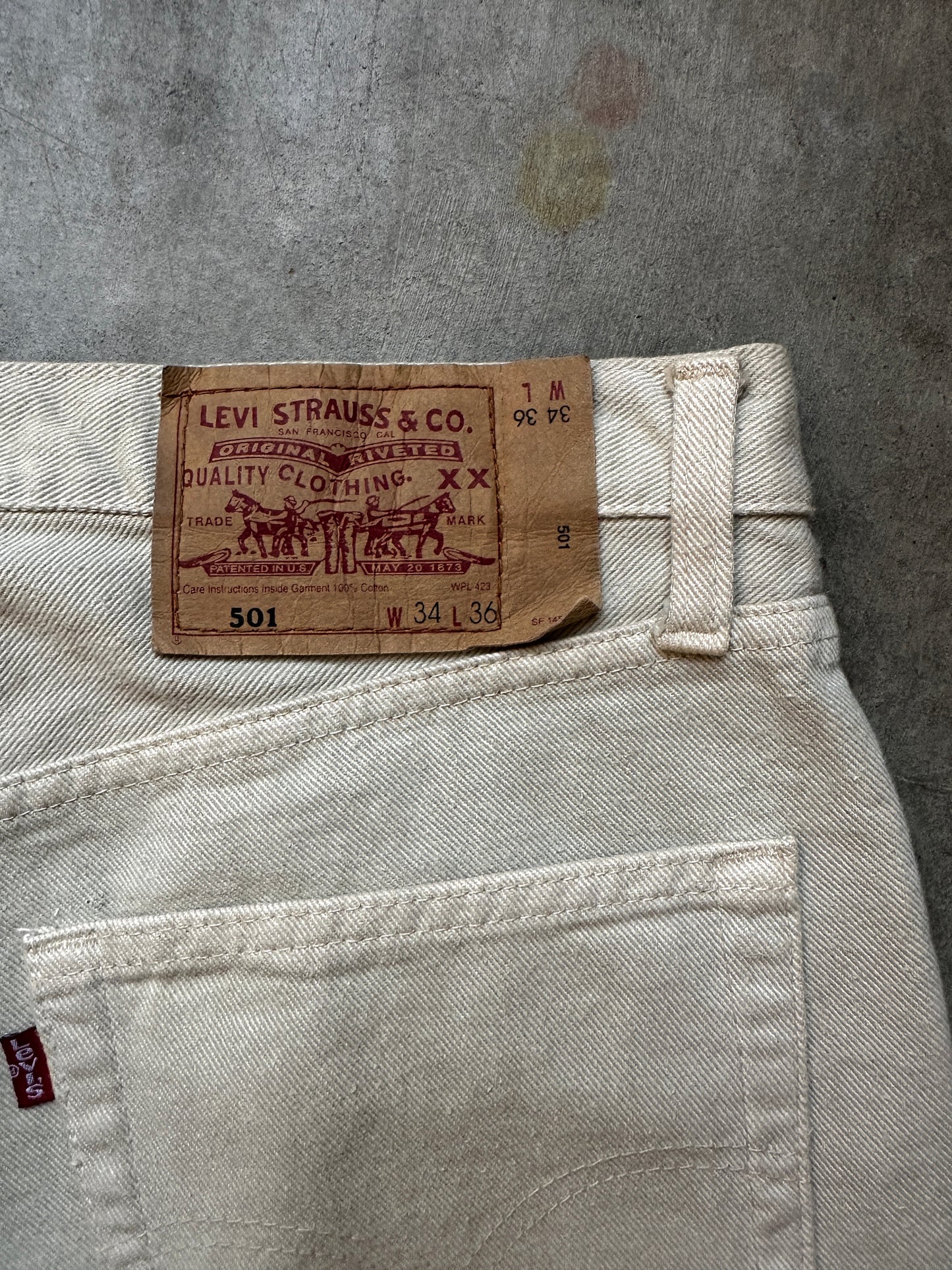 LEVIS 501 PANTS 34/36