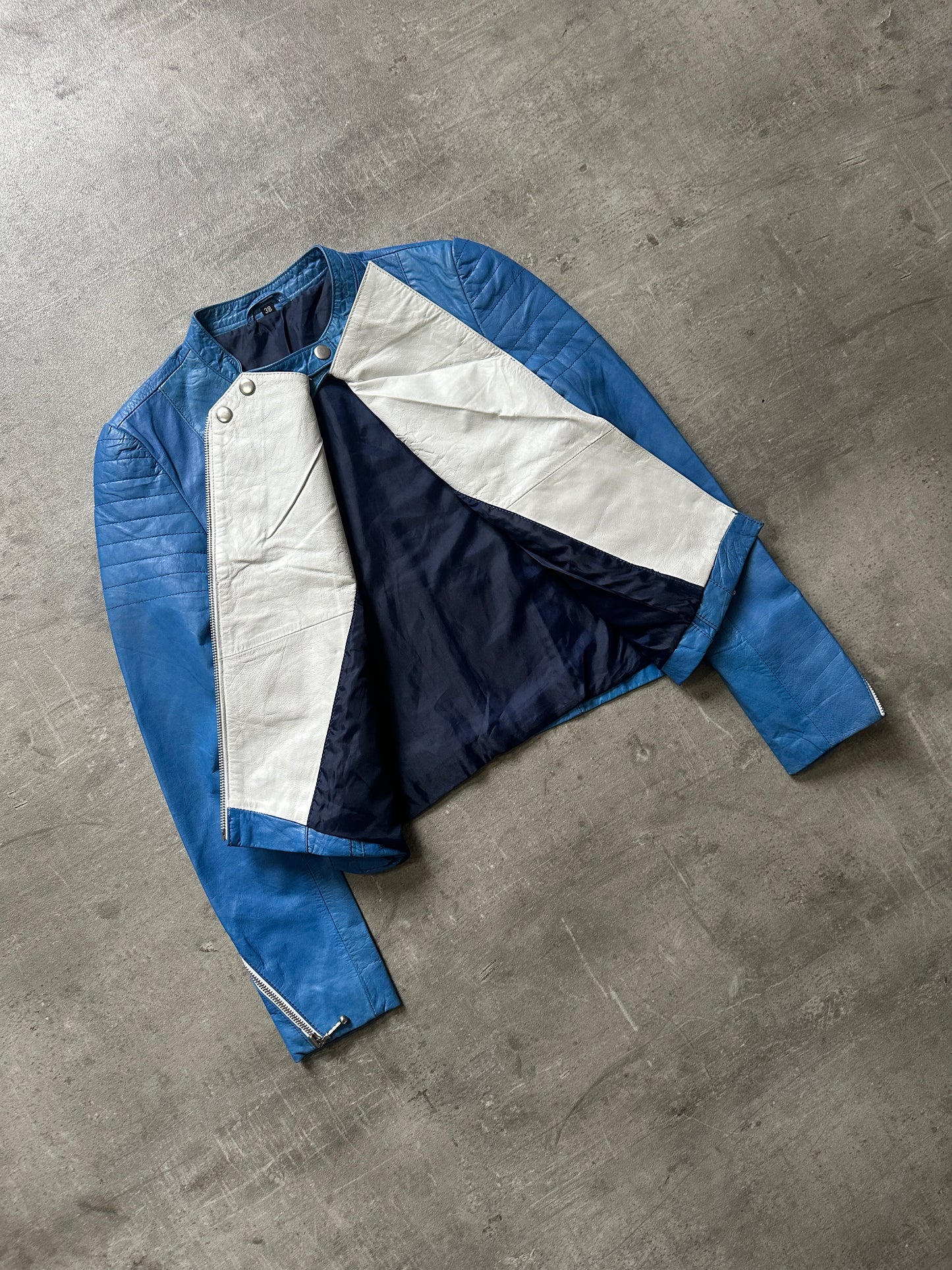 2000's GENIUINE LEATHER JACKET