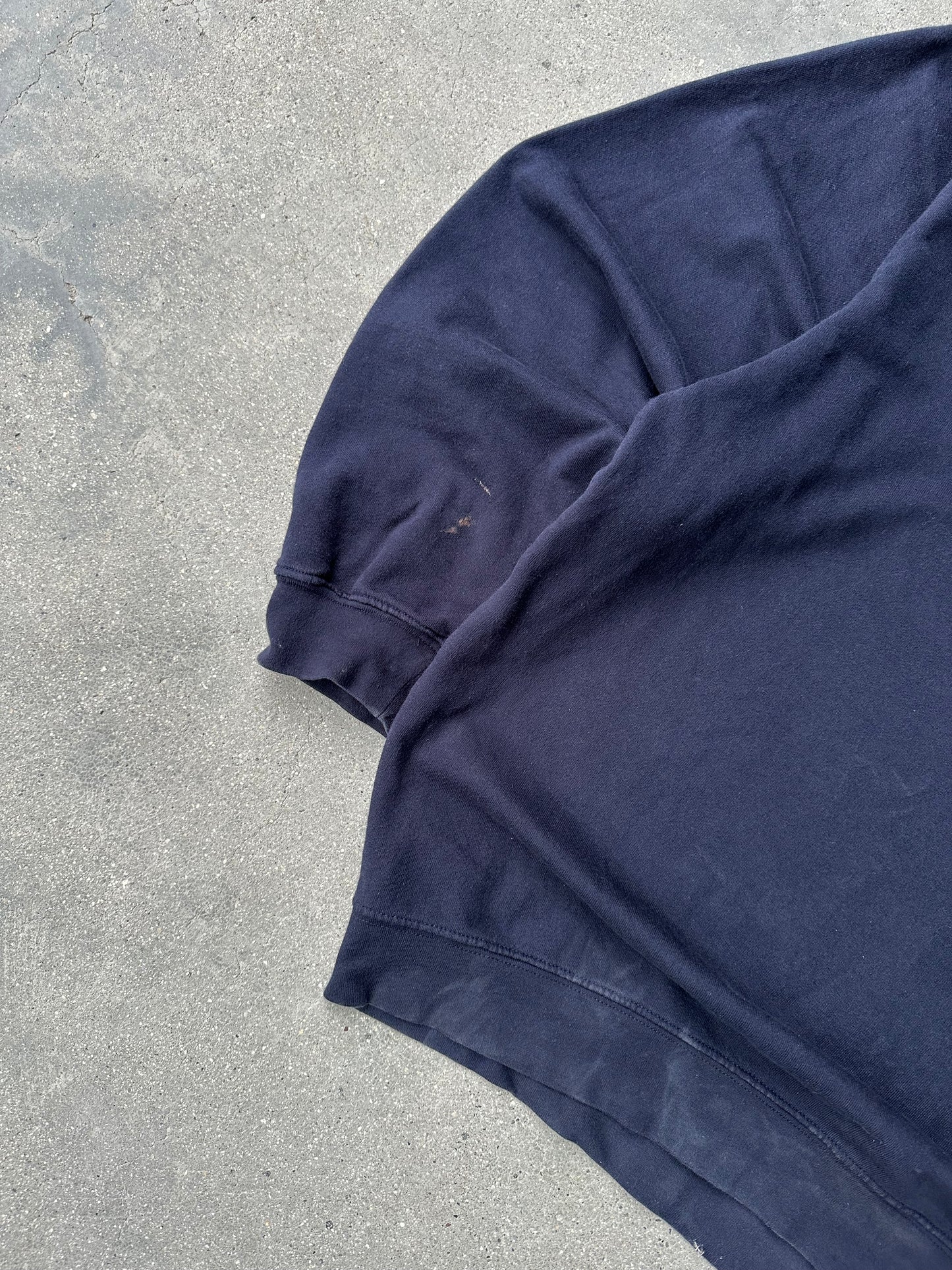 2000s LAND ROVER MERCH CREWNECK