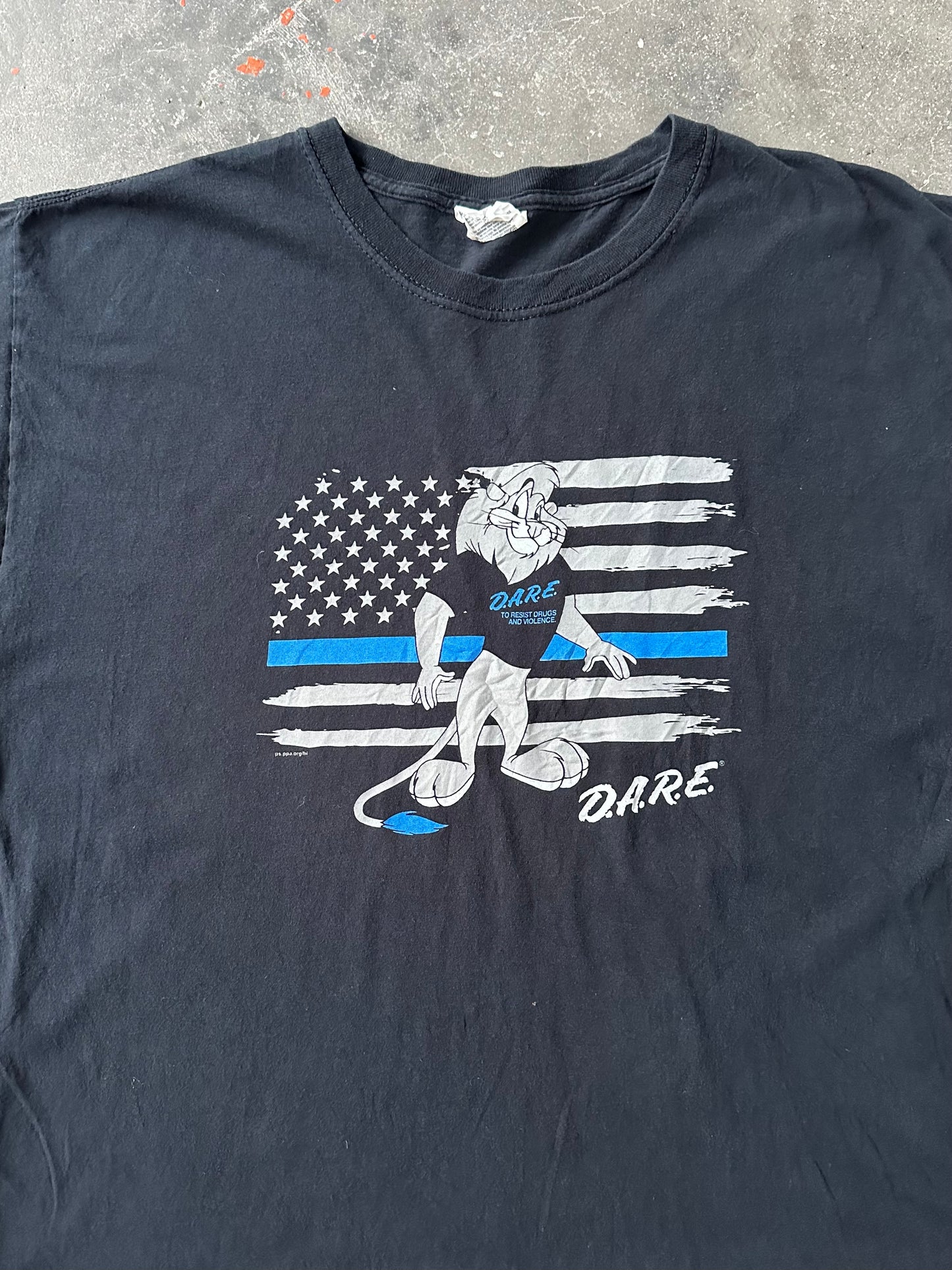 2000s DARE POLICE PROGRAM TEE