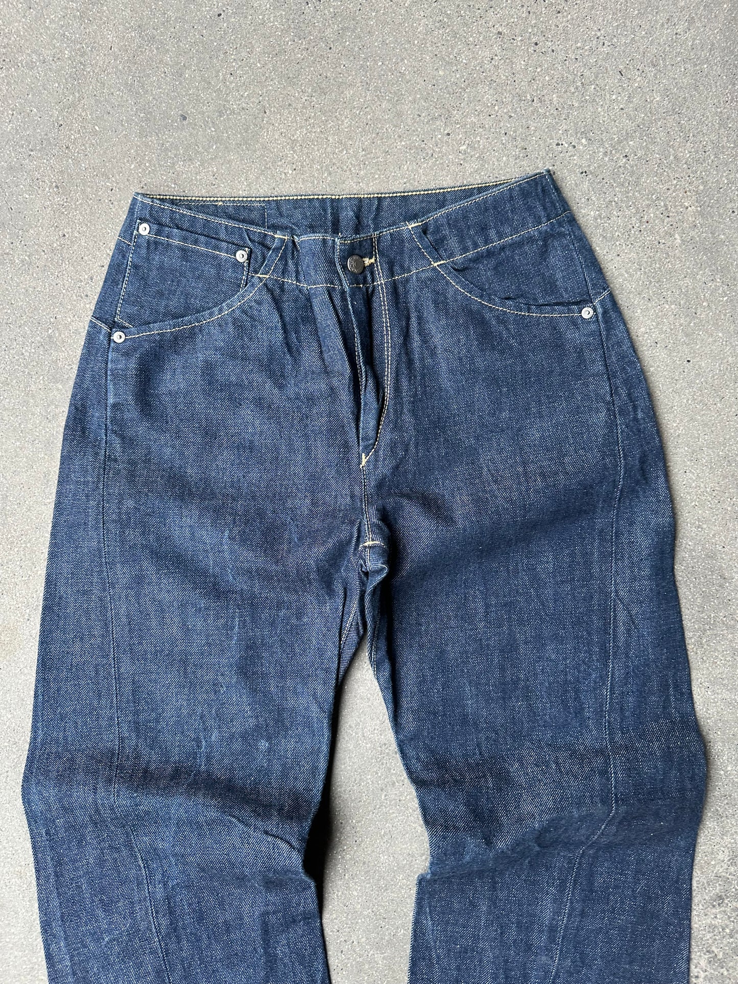 LEVIS ENGINEERED DENIM 27x32