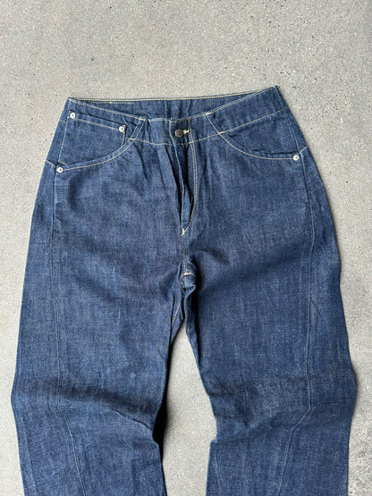LEVIS ENGINEERED DENIM 27x32