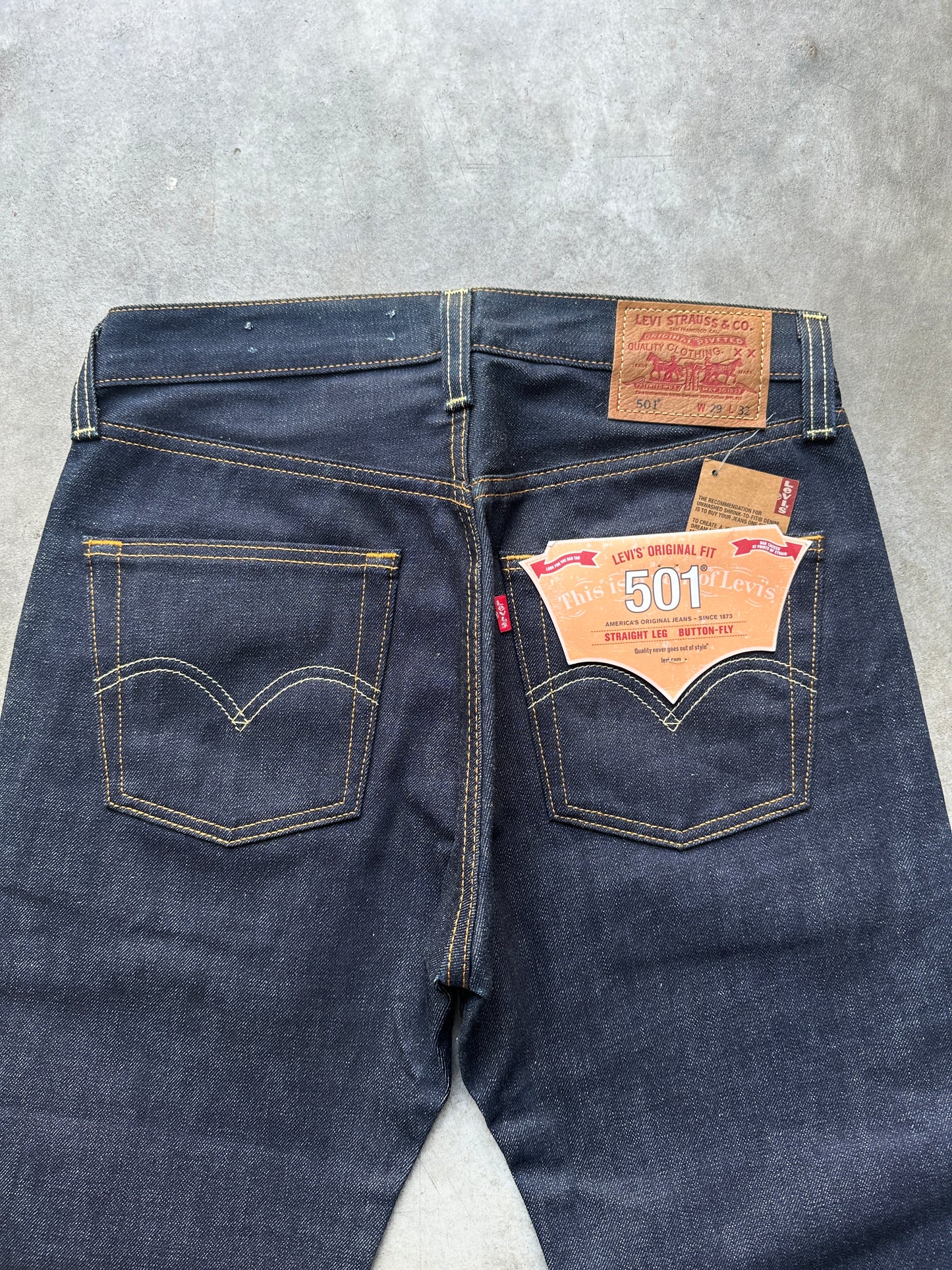 LEVIS 501 SELVEDGE RAW DENIM (DEADSTOCK)