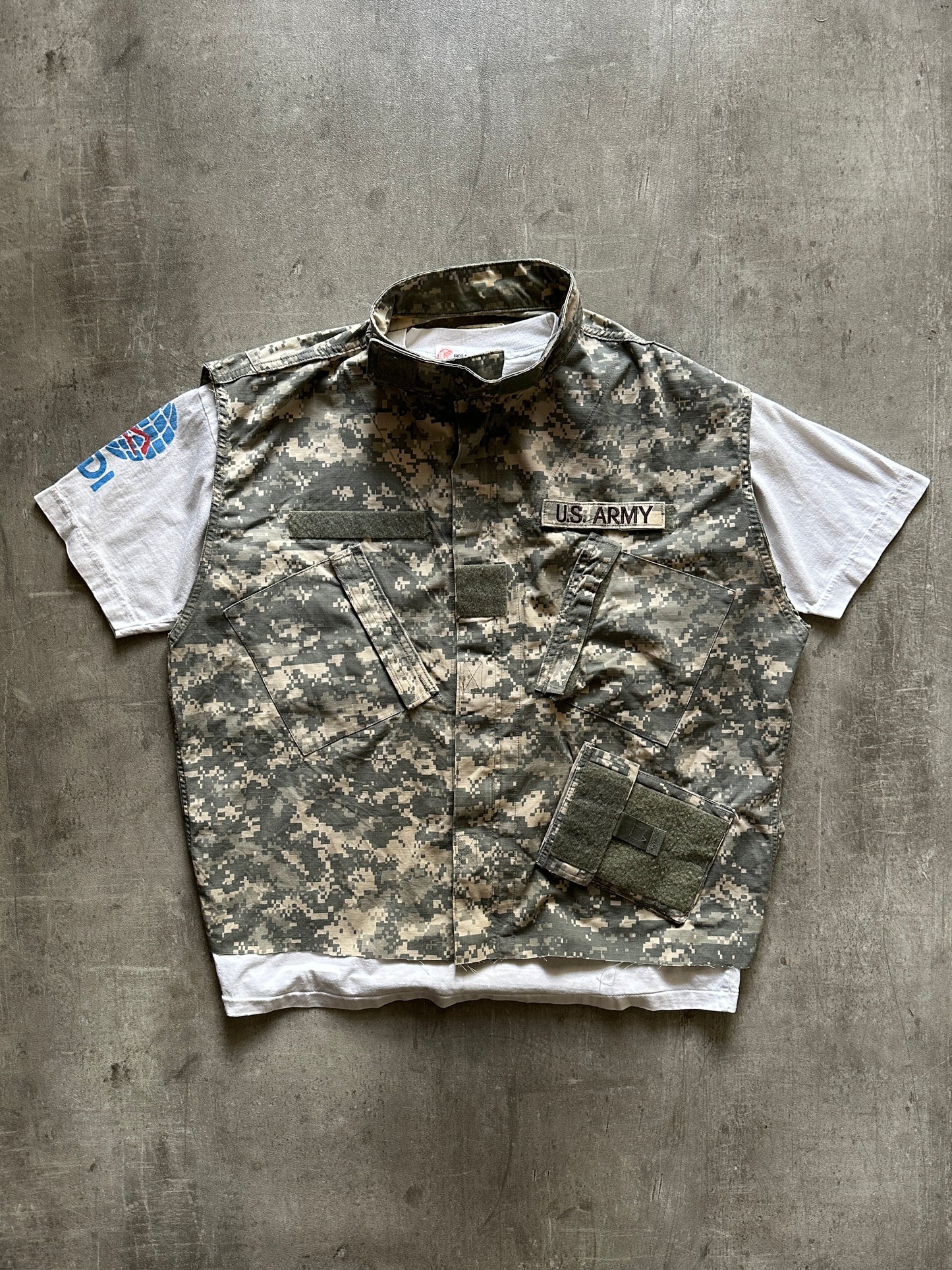 U.S. ARMY DIGITAL CAMO VEST