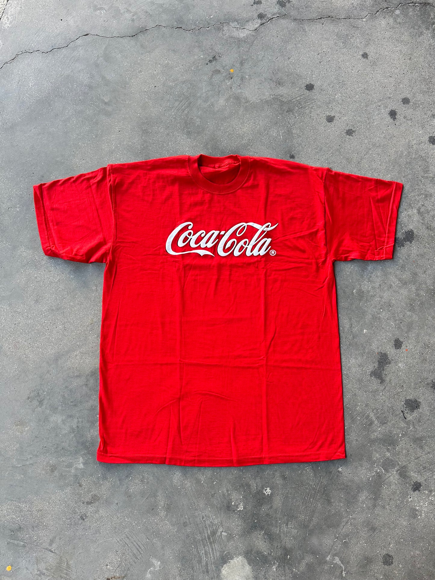 2000s COCA COLA MERCH TEE