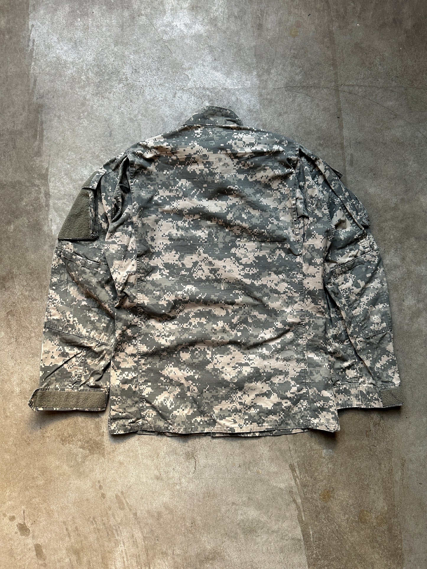 U.S. ARMY DIGITAL CAMO SHIRT