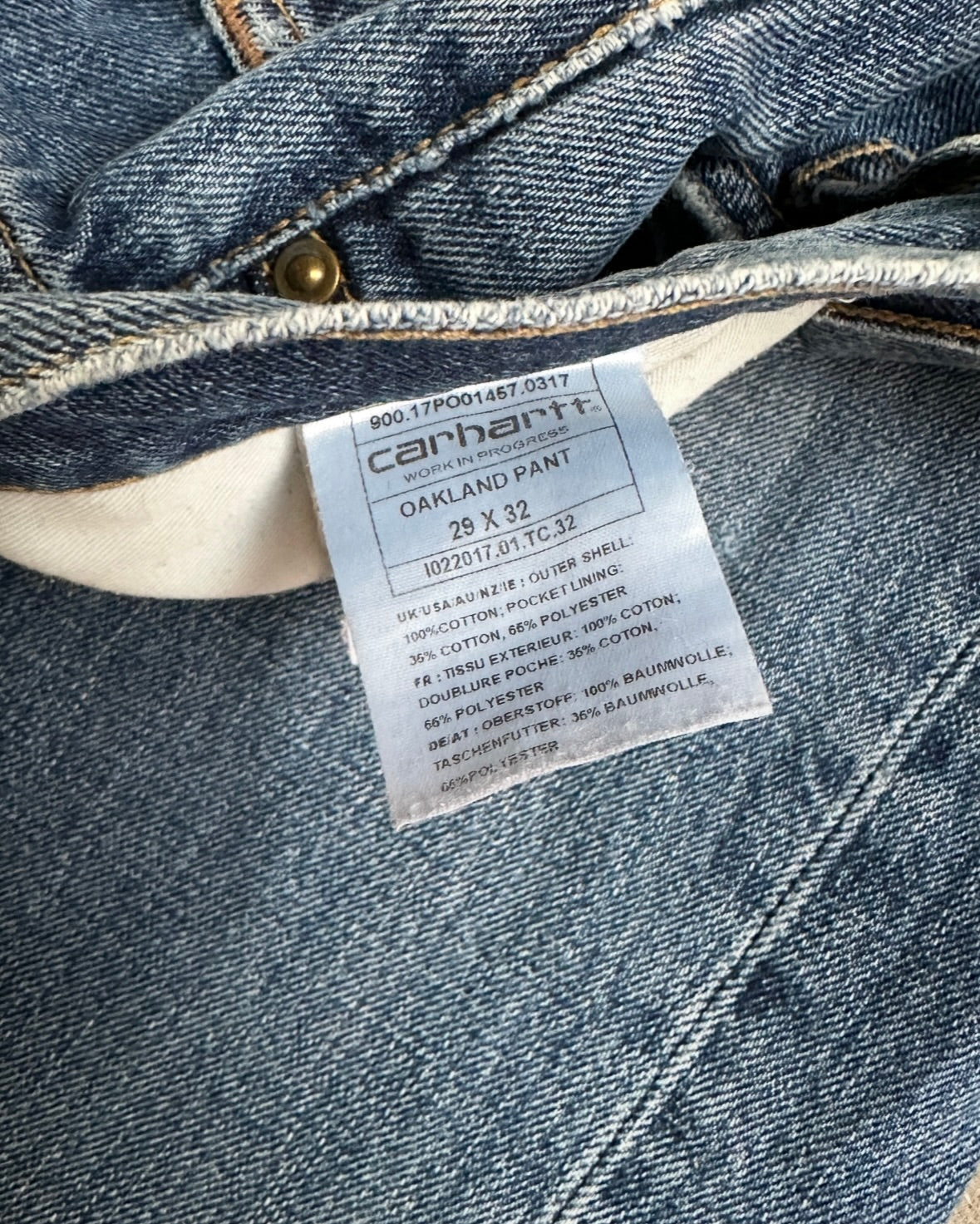 CARHARTT DISTRESSED DENIM PANTS 29x32