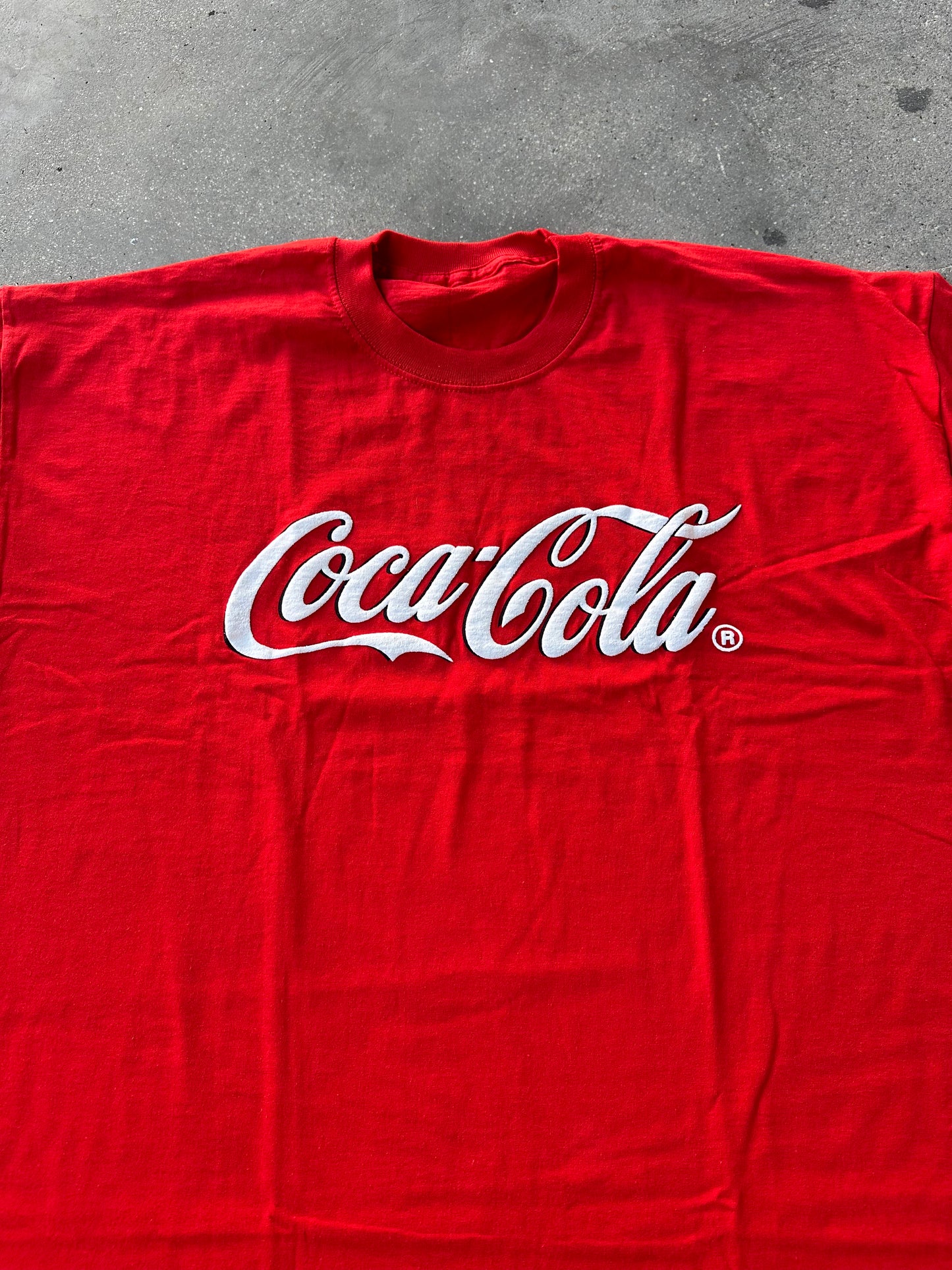 2000s COCA COLA MERCH TEE
