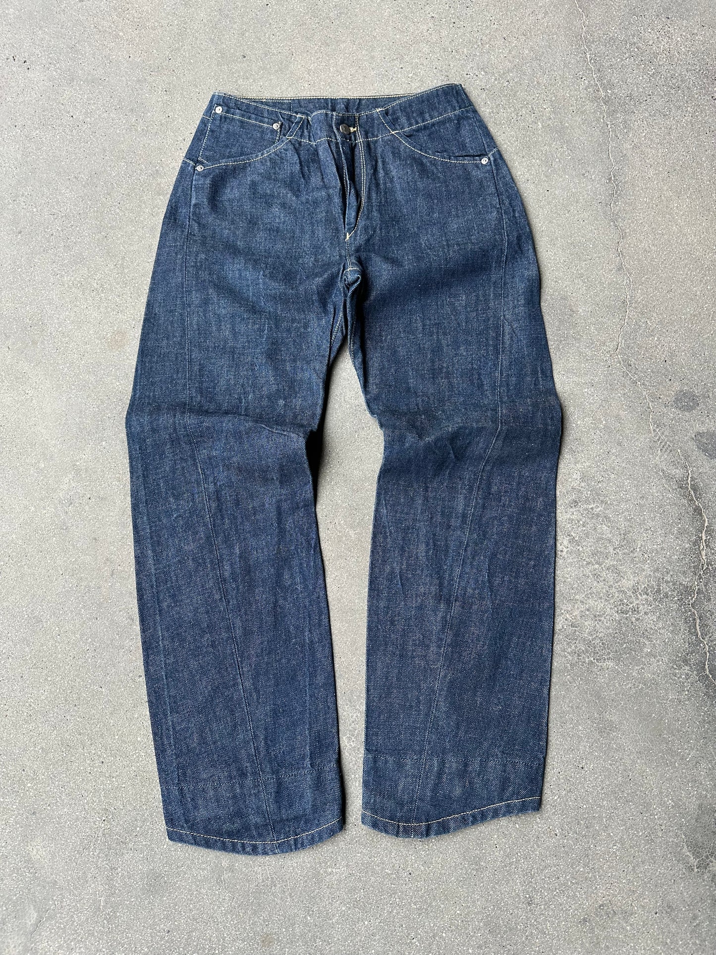 LEVIS ENGINEERED DENIM 27x32