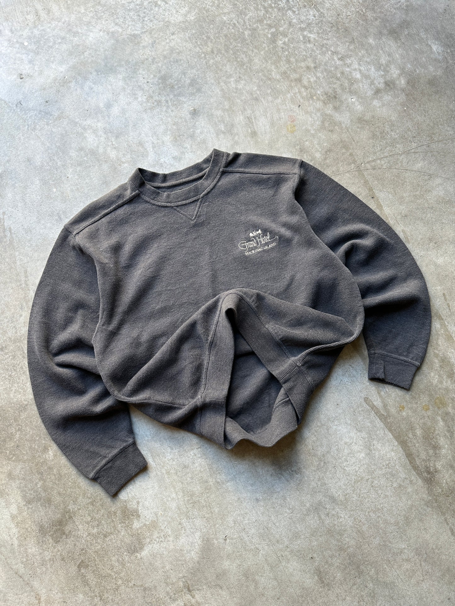 2000's MACKINAC ISLAND CREWNECK