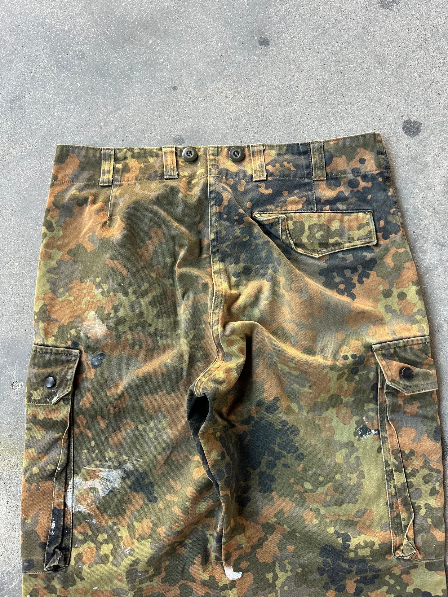 2000s GERMAN ARMY SHORTS (FLECKTARN CAMO)