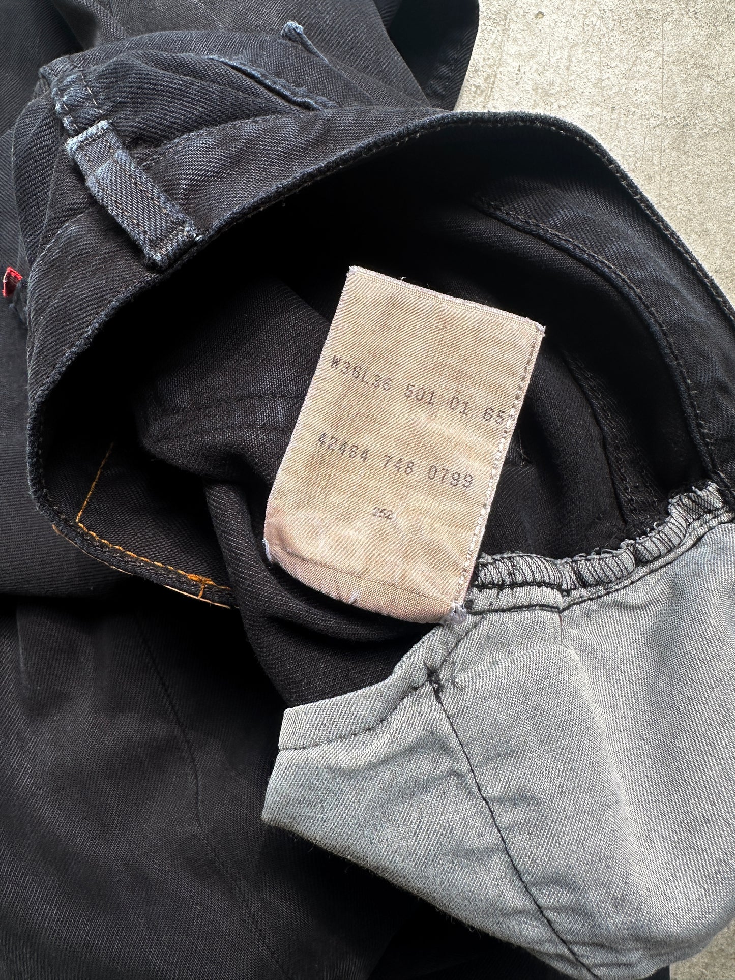 LEVIS 501 BLACK DENIM 36/36